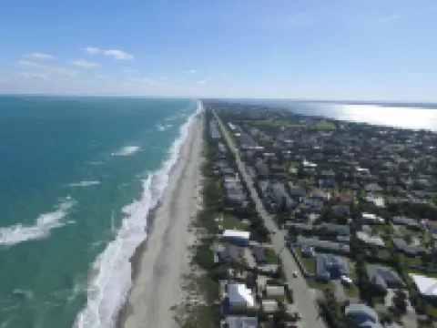 Direct Oceanfront with Secluded privacy 墨爾本海灘酒店