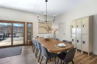 Big Bear Bungalow Stay on Ozark Waterfront Hotels in Jasper Township