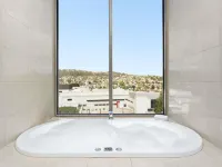 Mantra Charles Hotel Launceston Hotels in Youngtown