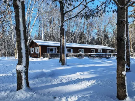 Premium Amenities Included! Cabin 9 - POV Resort
