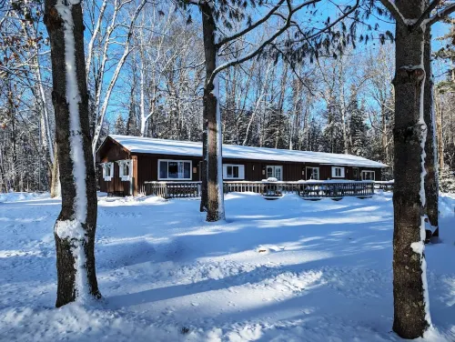 Premium Amenities Included! Cabin 9 - POV Resort Hotels in Phelps