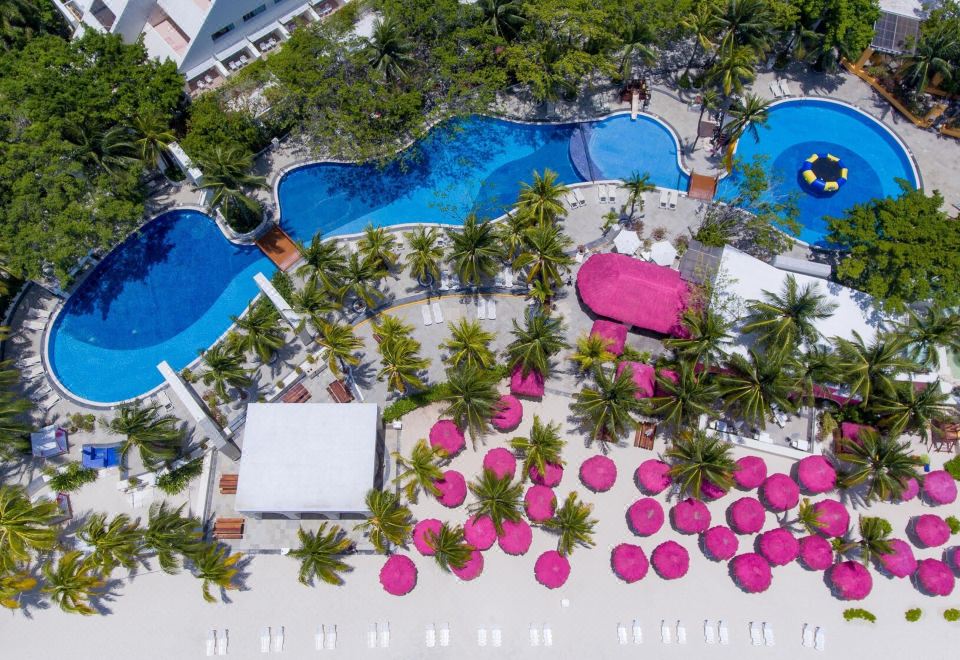 Oasis Palm - All InclusiveOver view