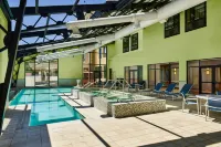 SpringHill Suites Deadwood - Pools