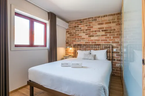 GuestReady - Crayon Walls 3rd