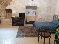 In the very center of Bitonto, pets allowed, historic apartment