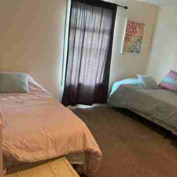 Fabulous 3-bedroom Weirs Beach Village home in Laconia. Rooms