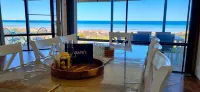 Peaceful 5 star Wallaroo getaway. Magnificent uninterrupted beach views. Sleep 8