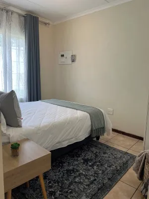 2bed 2bath Aprtmnt in Peaceful Complex! Close to Lanseria Airport!