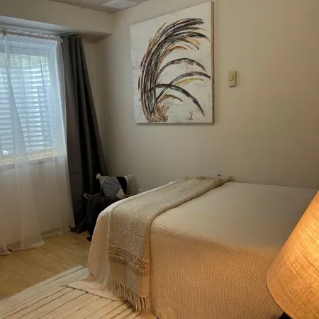 Charming 2BR/1BA, W/D, kitchen, patio, 20 min to WSU