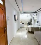 Nice, Clean & Close to Beaches and City Center 胡塞馬酒店