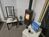 Self contained family snow accommodation  just 45 mins to the resorts Hotels in Berridale