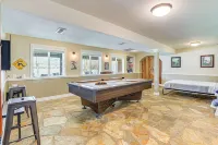 Lakefront Retreat w/ Kayaks, Paddle Boards & Deck! - parking