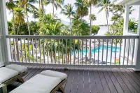 Crystal Waters - 2/2.5 Villa