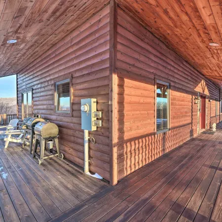 Spacious Slaty Fork Home ~ 12 Mi to Snowshoe