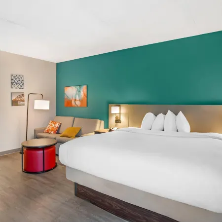 Comfort Inn & Suites Mt. Holly - Westampton