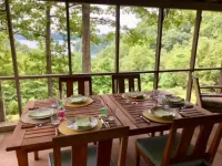 Views to Die For - Relax on 2 decks + Screen Porch; 1 mile to Pleasant Hill ramp