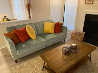 Modern Boho Spacious Apartment