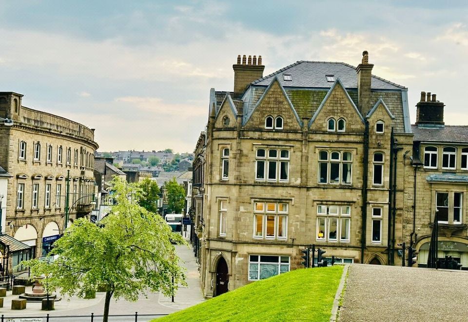 hotel overview picture