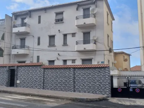 Ideal apartment for your stay in Algiers with terrace and parking