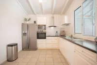 the horizon villa offers you a magnificent sea view