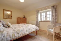 Charming cottage on North Norfolk coast