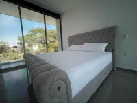 Casa del Río - Residencia de Lujo con pisicina grande y cascada