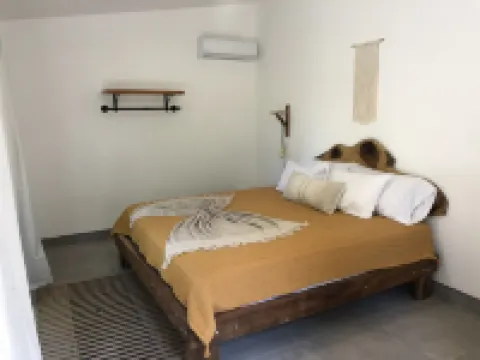 Honeymoon apt with mini fridge and pool view