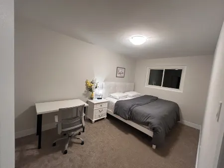 Comfy stay near 401, UofT Scarborough and Centennial Отели рядом с достопримечательностью «Markham Convention Centre»