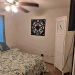 Charming 2-bedroom townhome  near base and beaches. Shopping and restaurants