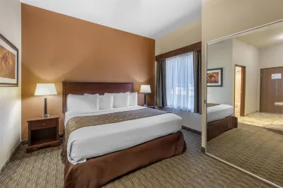 Best Western North Edge Inn Hotels near Ace hardware