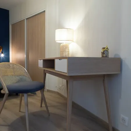 Comfortable apartment in Aurillac - Wifi, parking and peace and quiet