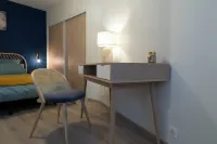 Comfortable apartment in Aurillac - Wifi, parking and peace and quiet