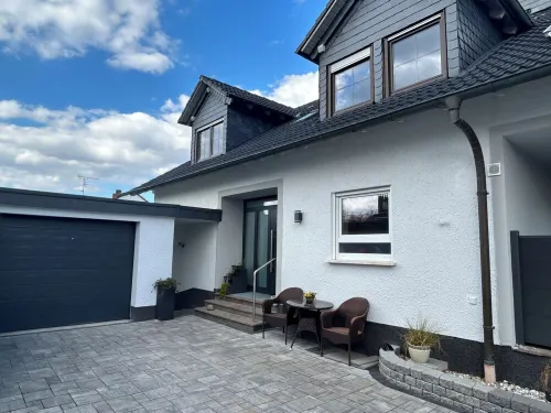 Premium Furnished 120 m² Villa Apt - Quiet, Well-Connected Location Hotel a Schaafheim