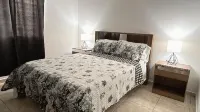 Charming 2-bedroom house in amazing Santiago with AC, WiFi cable phone Hotels in 