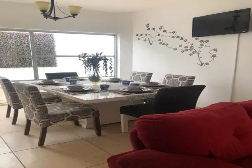 Casa Jarreteaderas muy bien ubicada