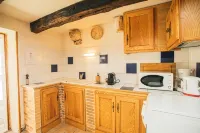 Charming town house in the heart of the medieval city فنادق في Montpezat-de-Quercy