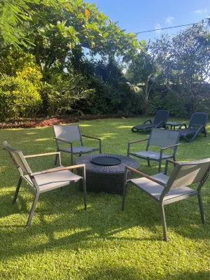 Beautiful private home close to stunning lagoon