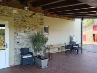 Podere di Emore - n. 1 - App. on the Francigena with swimming pool and Wi Fi Hotels in Villafranca in Lunigiana