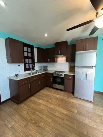 Cozy studio in welcoming Chimaltenango with WiFi Отели в г. Chimaltenango