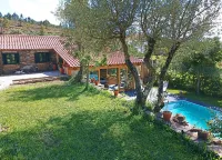 Rustic House in the Mountains, Private Pool with Natural Water 卡布拉桑住宿飯店