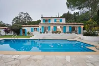 Villa with swimming pool walking distance from the beach