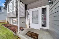 Adventure Haus Hayden Lake-Family Fun with Hottub! Hotel a Hayden