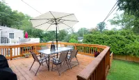 A charming, stylish guesthouse in the heart of Towson.