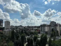 FILIN HOME with KING SIZE BED in the center of Chisinau