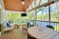 Fire Pit & Grill: Riverfront Home in Arkansas! - 3-Star