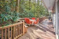 Secluded 'Lavinder Laurel Leaf Cottage' Near Creek - 3-Star