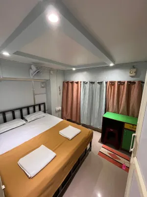 Mama Lodging & Boarding Các khách sạn gần Mario Gallery