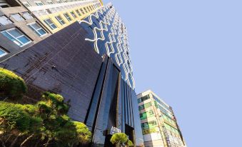 Astro Hotel