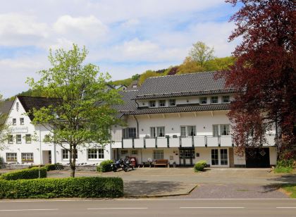 Landhotel Haus Dumicketal