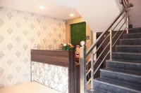 HOTEL GOLDEN TREE - 2-Star